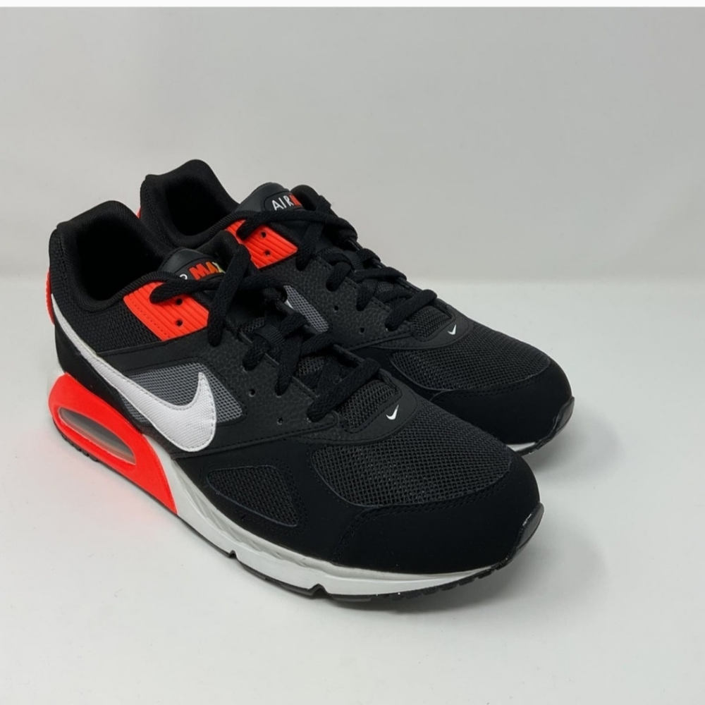 Nike Air Max Running Shoes Men Size 11 Black Red White Crimson